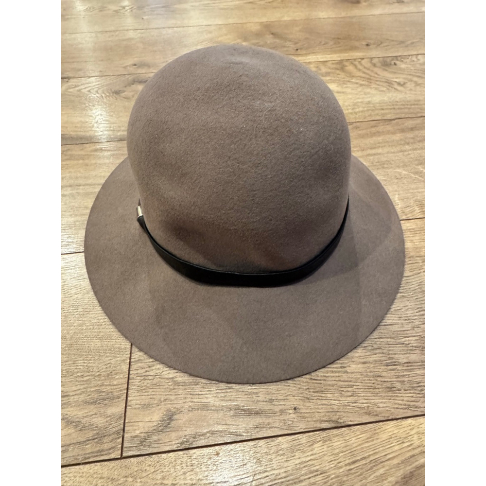 Women's Rag & Bone Faye Cloche Hat in Brown with Black Band